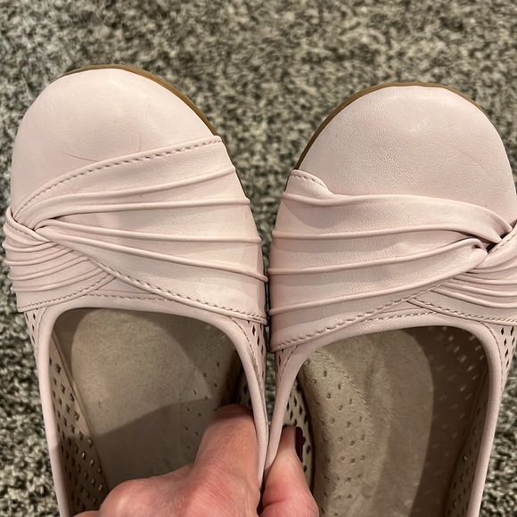 Light Pink Ballet Flats - Picture 9 of 9